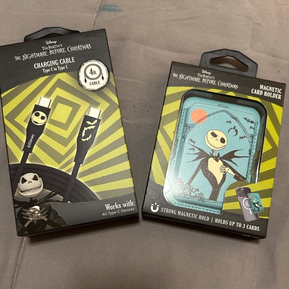 Nightmare Before Christmas Phone Charger & Magnetic Wallet - Picture 1 of 1
